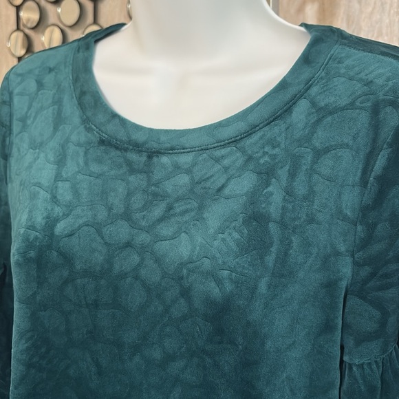 Lilly Pulitzer velvet green dress - Picture 2 of 8